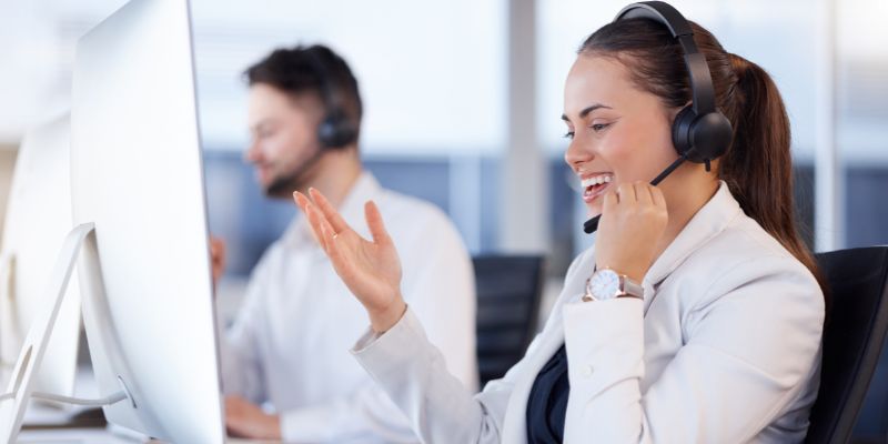 3 Phương Thức Liên Hệ J88 - Hỗ Trợ Khách Hàng Tận Tâm, 24/7 3 Hãy cung cấp đầy đủ và chính xác thông tin khi liên hệ với nhà cái